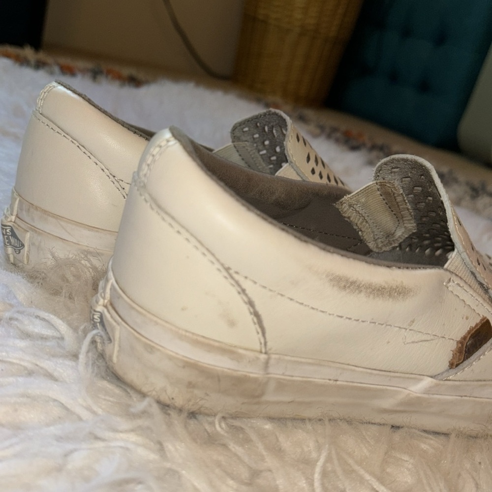 VANS UltraCush Classic Slip-On DX - Havana Perforated White Leather, Size 8 - Picture 9 of 16